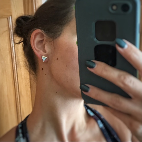 Marble Triangle Earrings Gold White NEW Geometic - Picture 3 of 8